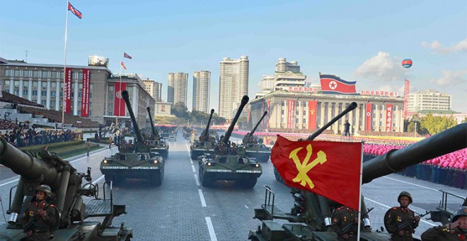 Militares de Corea del Norte en el desfile por el 70.º aniversario del Partido del Trabajo en Pyongyang / REUTERS