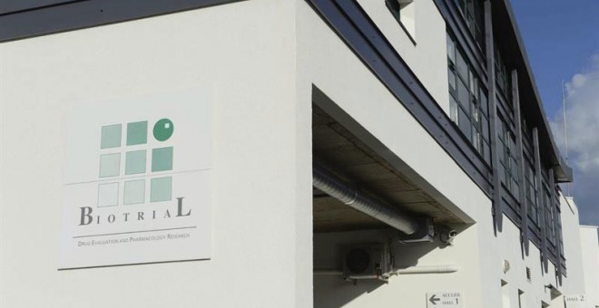 Fachada del edificio de los laboratorios Biotral en Rennes (Francia). EFE