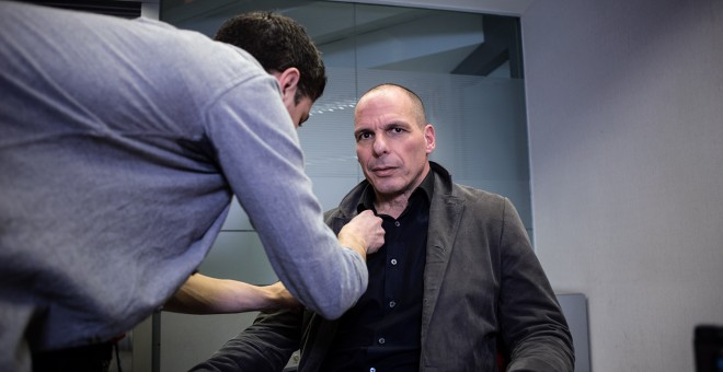 El exministro de finanzas griego, Yanis Varoufakis, antes de la entrevista.- JAIRO VARGAS