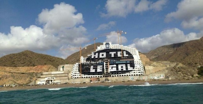 El hotel de El Algarrobico, en Carboneras (Almería). E.P.