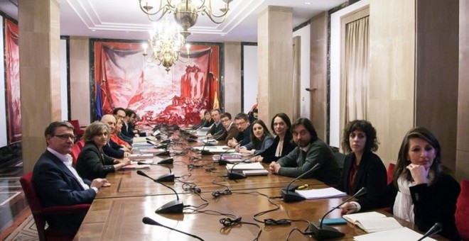 PSOE, Podemos, Compromis, IU, equipo negociador investidura Pedro Sánchez. E.P.
