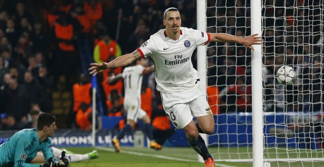 Ibrahimovic celebra el gol de la victoria del PSG contra el Chelsea. /REUTERS