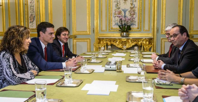 Sánchez y Hollande, este miércoles en París. / C. PETIT TESSON (AFP)