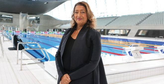 La arquitecta Zaha Hadid, en el interior del centro acuático de Londres 2012.