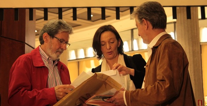 Pedro Santisteve junto a Carolina Bescansa en el Congreso de los Diputados.- ZARAGOZA EN COMÚN