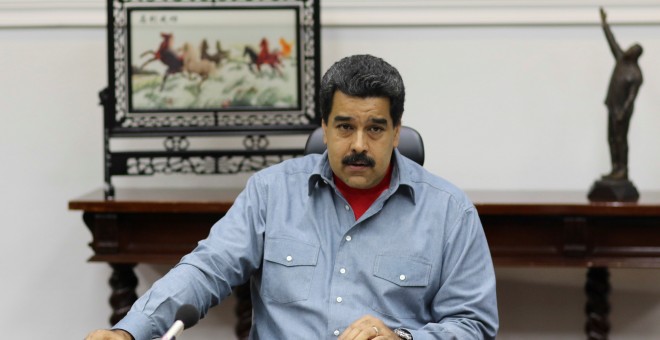 El presidente de Venezuela, Nicolas Maduro, en un Consejo de Ministros en el Palacio de Miraflores en Caracas. REUTERS