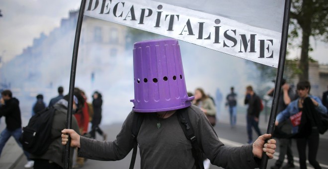 Continúan las protestas en Francia por la Ley de Reforma Laboral. Nantes, Francía. REUTERS/Stephane Mahe