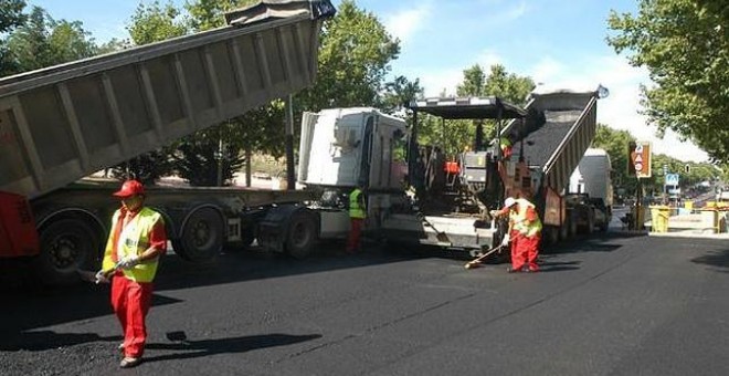 El TUE confirma las multas a Cepsa y Repsol por participar en cartel del asfalto