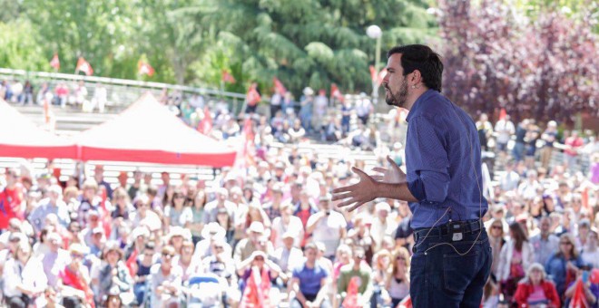 Alberto Garzón durante su mitin en el barrio de Vallecas, Madrid.- IU / JOSÉ CAMÓ