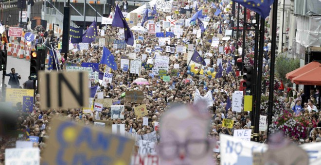 Vista de la marcha contra el Brexit.- REUTERS