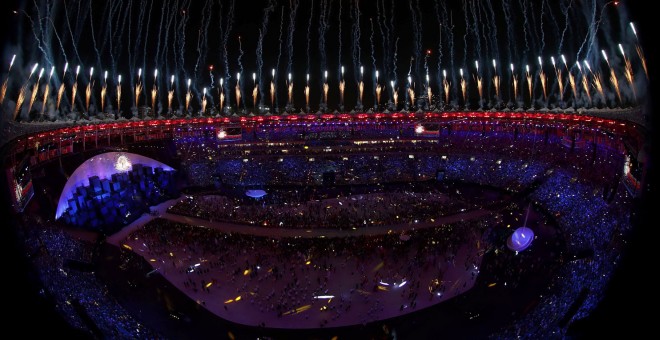 Vista aérea de Maracaná durante la ceremonia de inauguración de los Juegos de Río 2016. /REUTERS