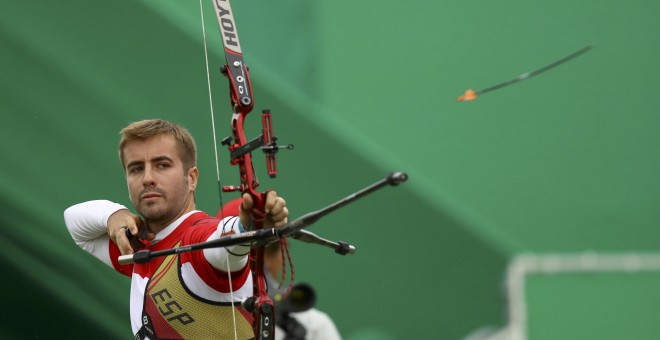 Antonio Fernández durante la competición de tiro con arco. /REUTERS