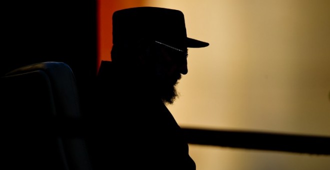 Foto de archivo del líder de la revolución cubana, Fidel Castro, de spetiembre de 2010, durante un discurso en la Universidad de la Habana. AFP/Adalberto Roque