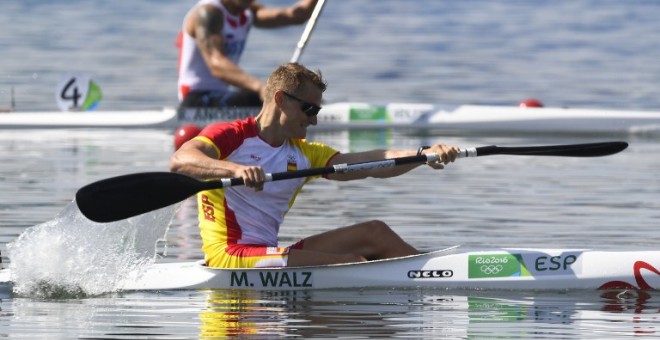 Marcus Walz entrando primero en la final del k1 1.000 metros. /AFP