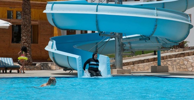 Los parques acuáticos españoles permiten el acceso con 'burkini'./AGENCIAS