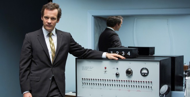 El americano Michael Almereyda recupera esa historia que conmocionó al planeta con su película 'Experimenter: la historia de Stanley Milgram'.