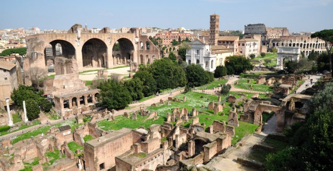 Imagen de los foros romanos, en Roma