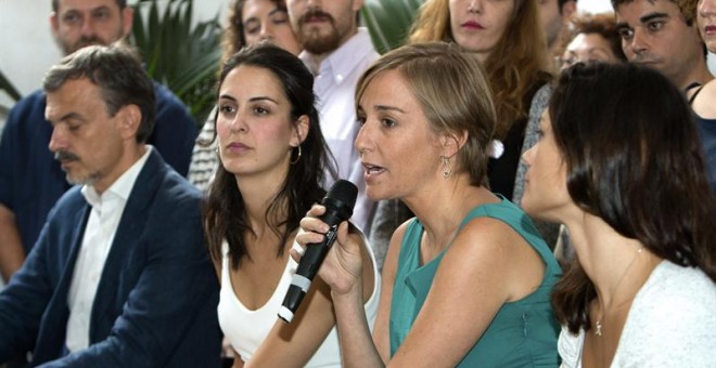 La diputada Tania Sánchez, junto a la portavoz en el Ayuntamiento madrileño, Rita Maestre.- EFE