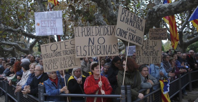 Ciudadanos apoyan a Forcadell frente al Parlament