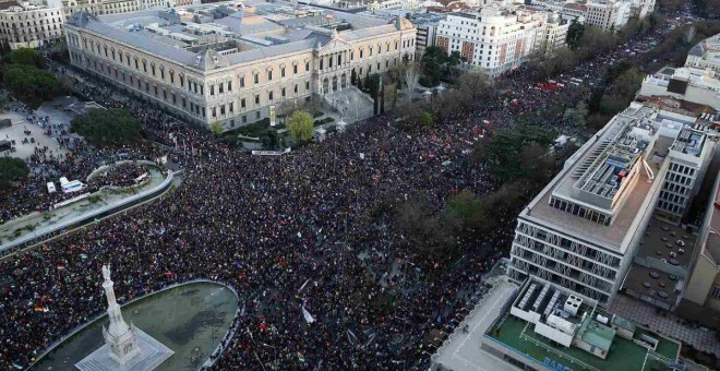 Las Marchas de la Dignidad abarrotan la Avenida de la Castellana de Madrid el 22 de marzo de 2014.-REUTERS