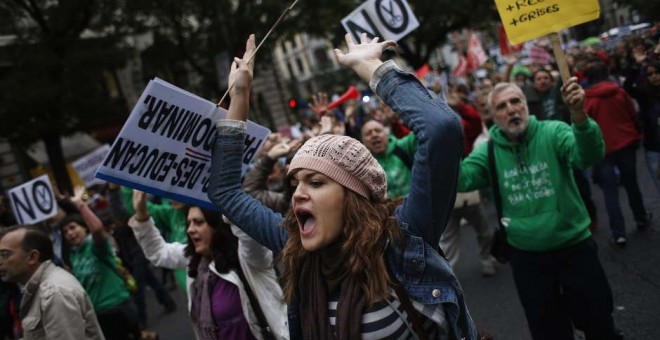 Una manifestación en defensa de la educación pública en Madrid, en 2012.-REUTERS