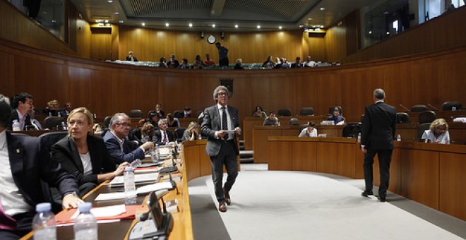 Las Cortes de Aragón aplicarán el control presencial a sus diputados en cuanto quede resuelta la elección del sistema técnico.-