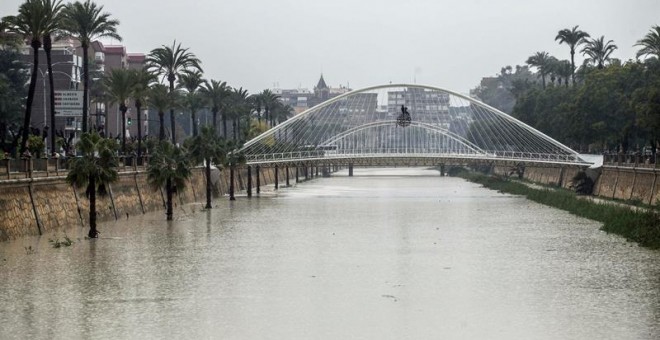 La ciudad de Murcia durante el temporal de lluvias / EFE