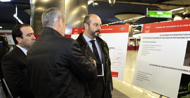 El consejero de transportes de la Comunidad de Madrid, Pedro Rollán, durante la presentación de las obras de la línea 8 de Metro. /EFE