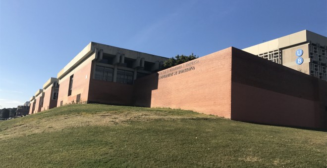 Una de les facultats de la UB, a Pedralbes. LAURA AZNAR