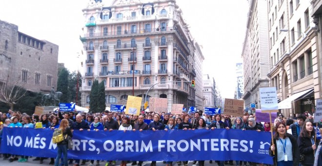 Obrim fronteres