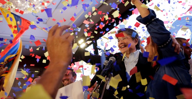 Guillermo Lasso celebra su segunda posiciÃ³n en las elecciones. - REUTERS