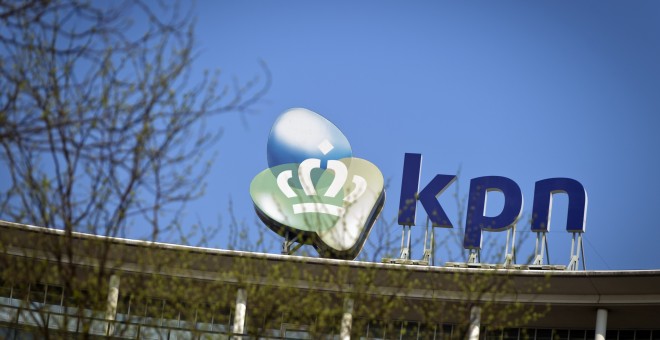 El logo de la operadora KPN, en su sede en La Haya. AFP/Valerie Kuypers