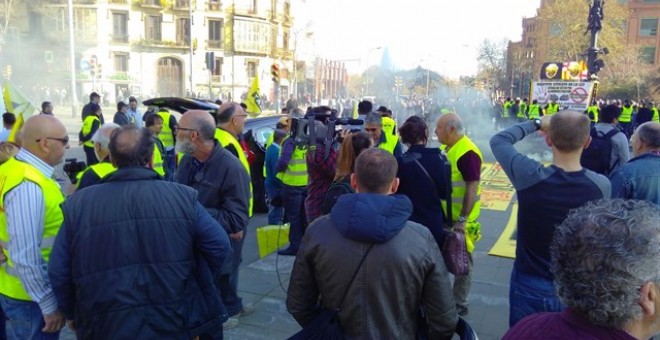 Taxistes durant la protesta. EUROPA PRESS