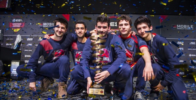 Equip d'eSports del Baskonia, vencedors de l'ESL Masters 2016 a Barcelona / ESL.