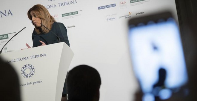 La presidenta de la Junta de Andalucía y candidata a la secretaría general del PSOE, Susana Díaz, durante su participación este miércoles en Barcelona en un almuerzo-coloquio organizado por el foro Barcelona Tribuna, presentado por el primer secretario de