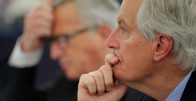 Michel Barnier, negociador de la UE Brexit, asiste a un debate sobre las prioridades de Brexit y las conversaciones sobre la retirada del Reino Unido de la UE en el Parlamento Europeo en Estrasburgo, Francia.REUTERS / Vincent Kessler