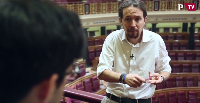 El líder de Podemos analiza la actualidad política con 'Público', el viernes pasado, en el hemiciclo del Congreso. PÚBLICOTV