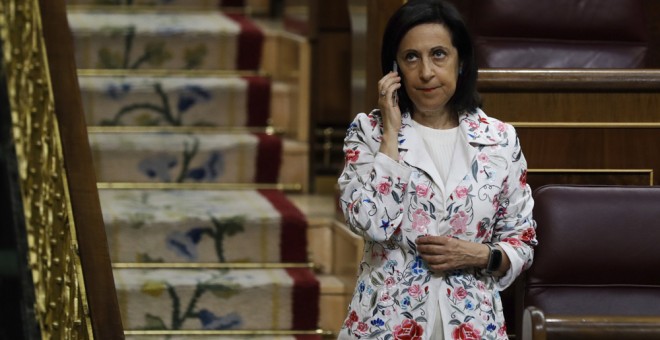La portavoz parlamentaria del PSOE, Margarita Robles, al inicio del pleno en el Congreso de los Diputados. EFE/Emilio Naranjo