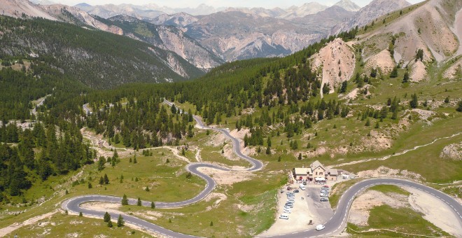 L'Izoard, el port de muntanya que hauran d'afrontar els i les ciclistes el 20 de juliol / Wikimedia