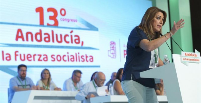 La presidenta andaluza y secretaria general del PSOE-A, Susana Díaz, durante su intervención en el 13 Congreso del PSOE Andaluz que se celebra hoy en Sevilla. EFE/Julio Muñoz