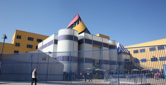 Fachada del Centro de Internamiento de Extranjeros en Aluche (Madrid). EUROPA PRESS