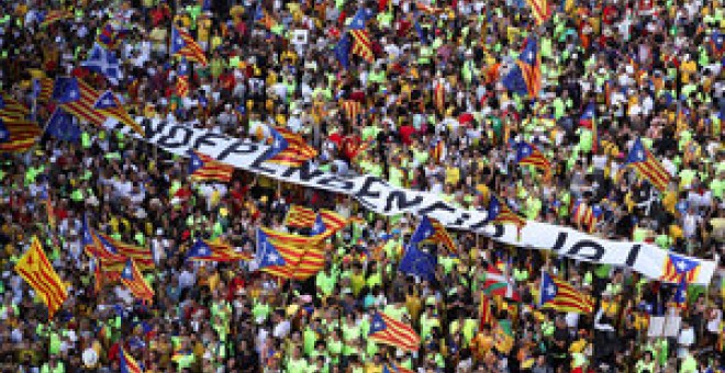 La Diada ha estado llena de actos, pero el más destacable ha sido la manifestación en favor del ejercicio del derecho de autodeterminación en Catalunya, en el centro de Barcelona, convocada por entidades de la sociedad civil / REUTERS