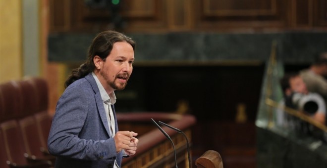El secretario general de Podemos, Pablo Iglesias, en la tribuna del Congreso de los Diputados. E.P.