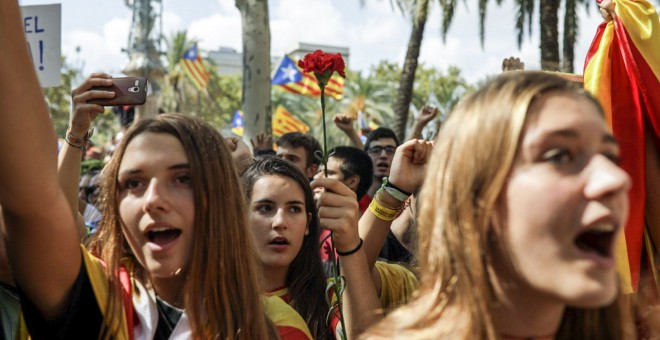 Miles de personan reclaman la libertad de los detenidos frente al TSJCat. XAVI HERRERO