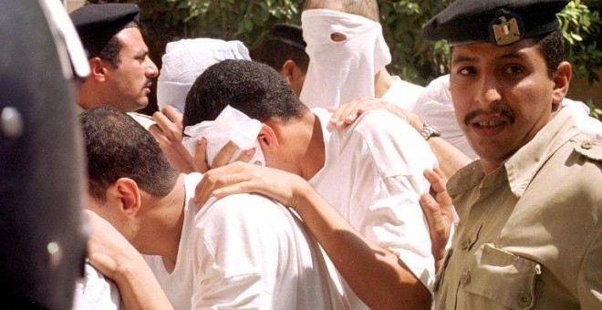 La fiscalía egipcia llevará a juicio a seis homosexuales por delito de 'libertinaje'