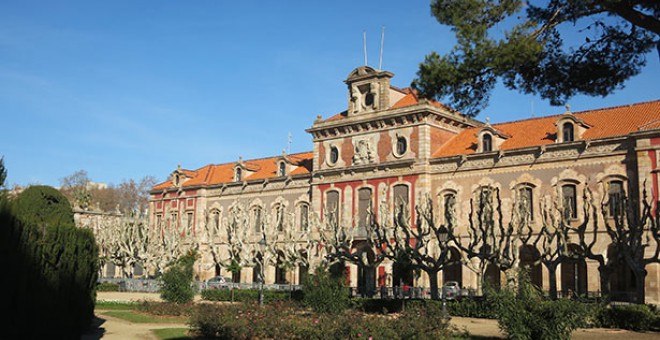 Exterior del Parlament catalán en el parque de la Ciutadella.