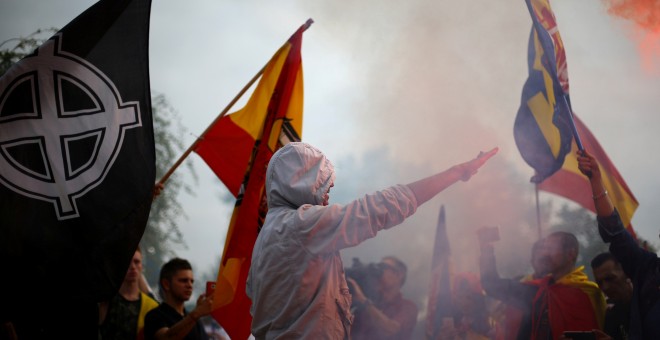 Imágenes de la manifestación por la Hispanidad en Barcelona./REUTERS