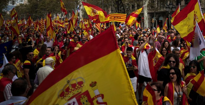 Aspecto de la manifestación en Barcelona por el día de la Fiesta Nacional. REUTERS/Juan Medina