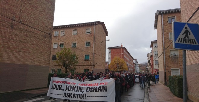 La localidad de Altsasu vuelve a salir a la calle para pedir justicia./PÚBLICO