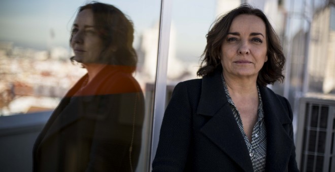 Pepa Bueno, en una terraza de la Cadena Ser en Madrid. REPORTAJE FOTOGRÁFICO:  JAIRO VARGAS